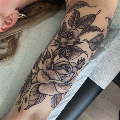 Pacific Rose Tattoo.